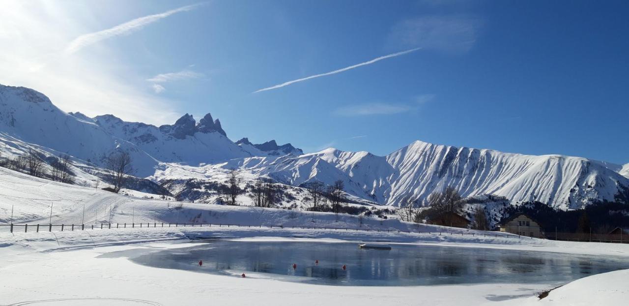 Appart - Chalet Du Hameau Des Aiguilles Albiez-Montrond Luaran gambar